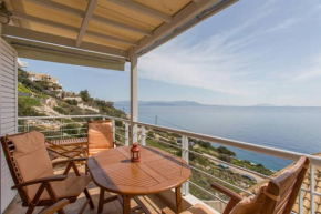 Giorgis Home Seafront